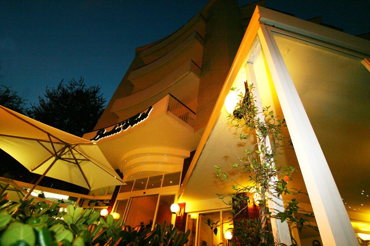Hotel London Cattolica Eksteriør bilde
