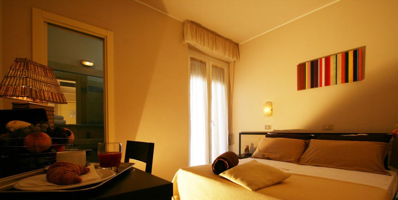 Hotel London Cattolica Eksteriør bilde